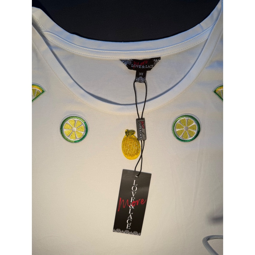 Love & Lace Womens White Citrus Lemon Lime Embroidered Top Plus Size 3X NWT